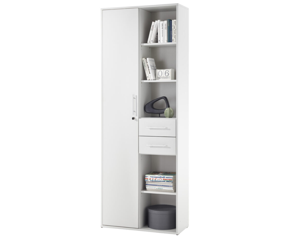 Witte hoge kast met open vakken, lades en deur, gevuld met boeken en decoratie, beschikbaar bij Belga Meubel Brugge